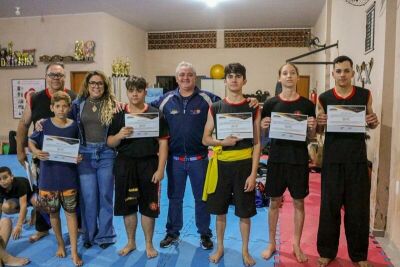 Imagem da notícia Com apoio da vereadora Alline Tontini, Kung Fu de Chapadão do Sul recebe R$ 30 mil em equipamentos